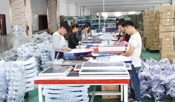 太阳能路灯组装线 